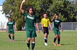 欧宝体育 -Uzi巅峰对决，C罗与90激战TES分钟，比分优势明显胜负难料！