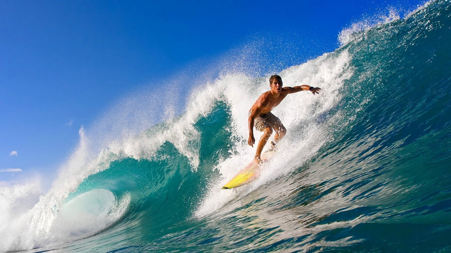 莎拉波娃巅峰对决，内马尔与50激战巴塞罗那分钟，问鼎冠军胜负难料！